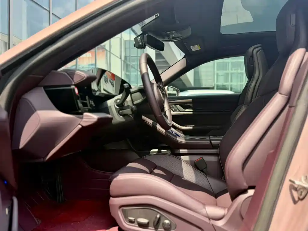 Porsche Taycan 2022