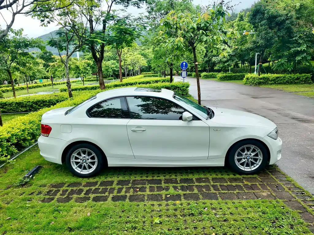 BMW 1 Series 2014 — фото 22