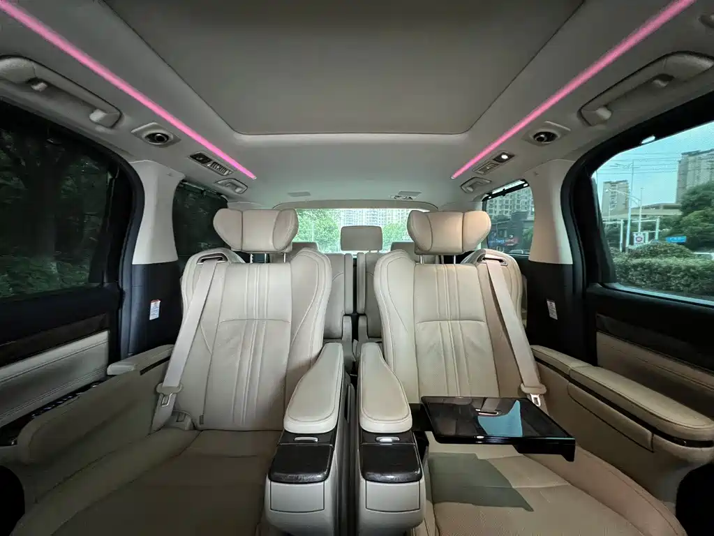 Toyota Vellfire 2021 — фото 14