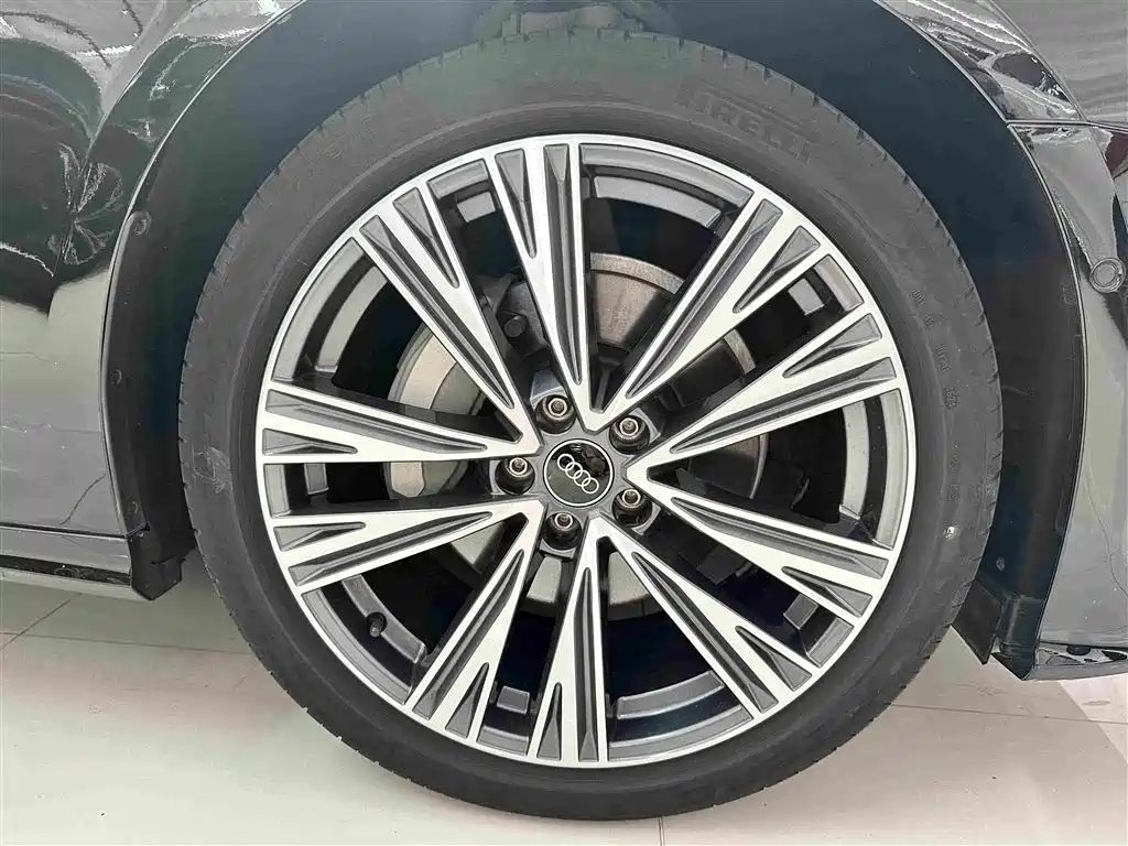 Audi A6L 2024