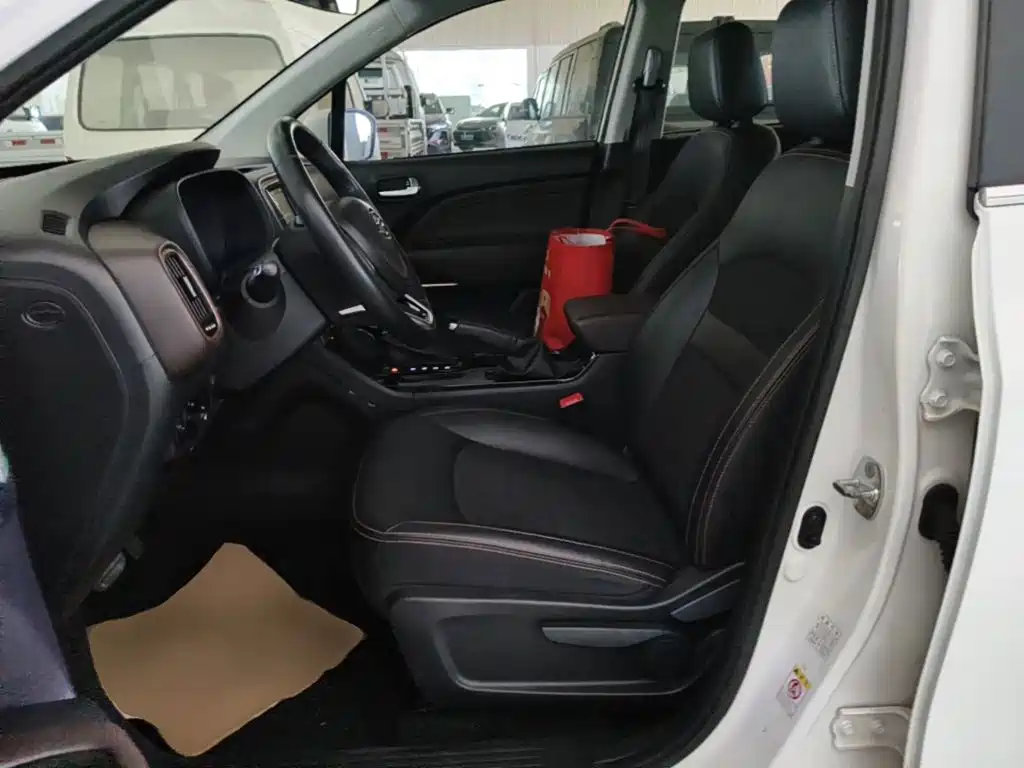 GAC Trumpchi GS3 2019 — фото 15