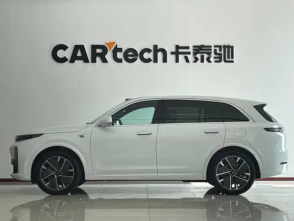 Li Auto L7 2025