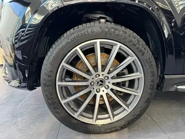 Mercedes-Benz GLS 2024