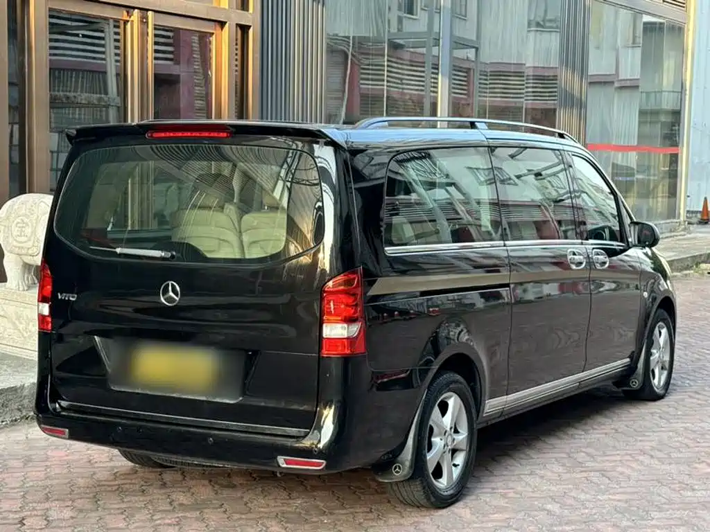 Mercedes-Benz Vito 2018 — фото 11