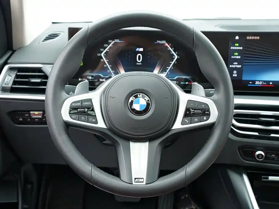 BMW 3 Series 2023 — фото 18