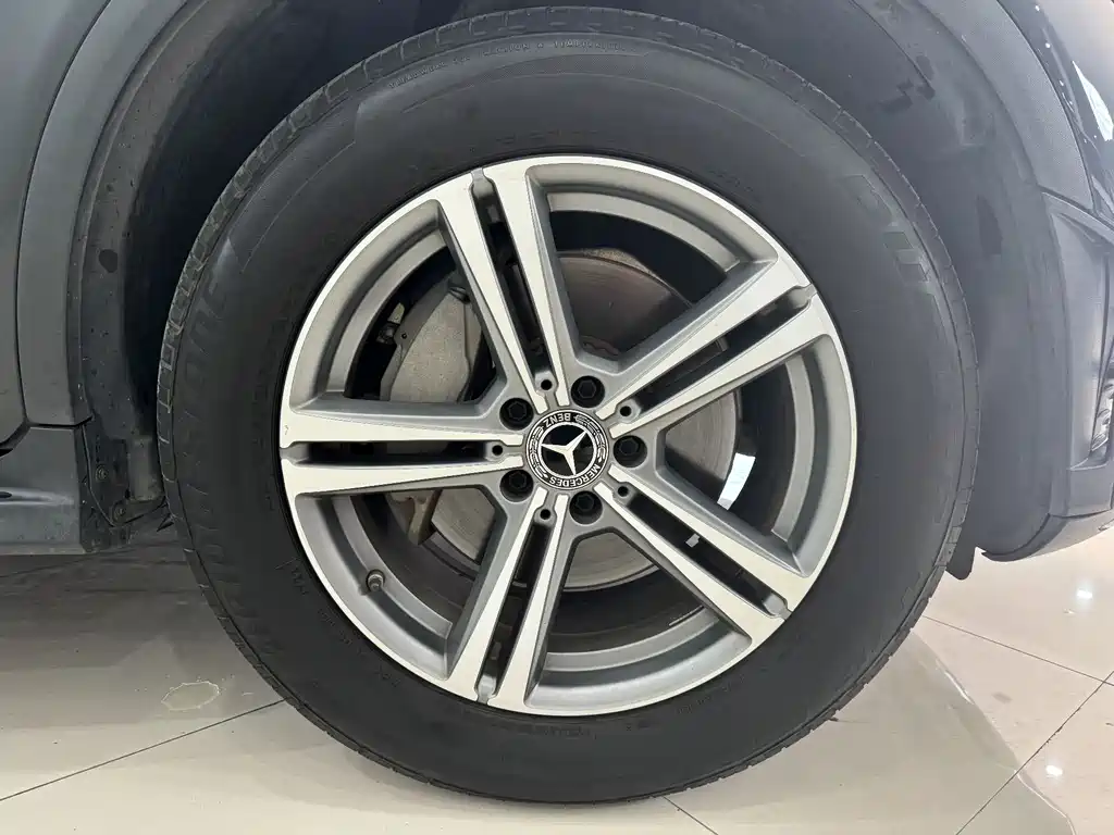 Mercedes-Benz GLC 2019 — фото 17