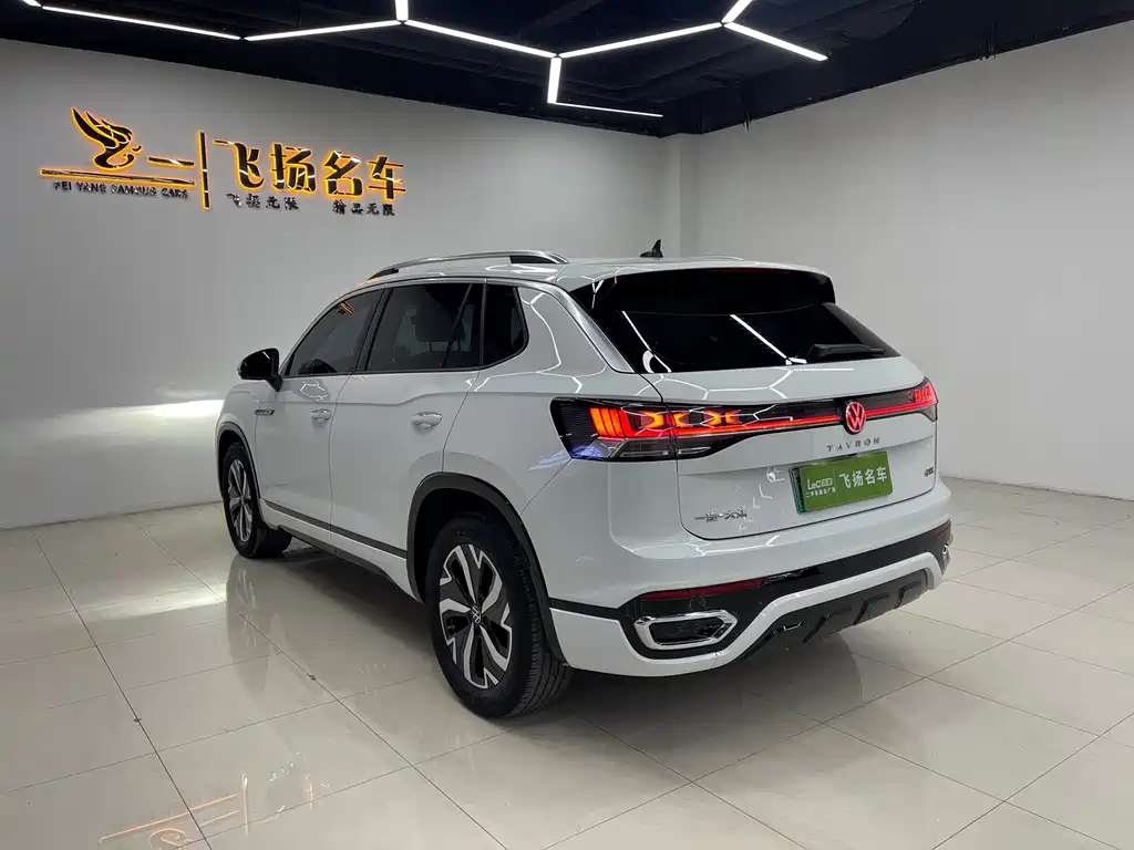 Volkswagen GTE PHEV 2023 — фото 16