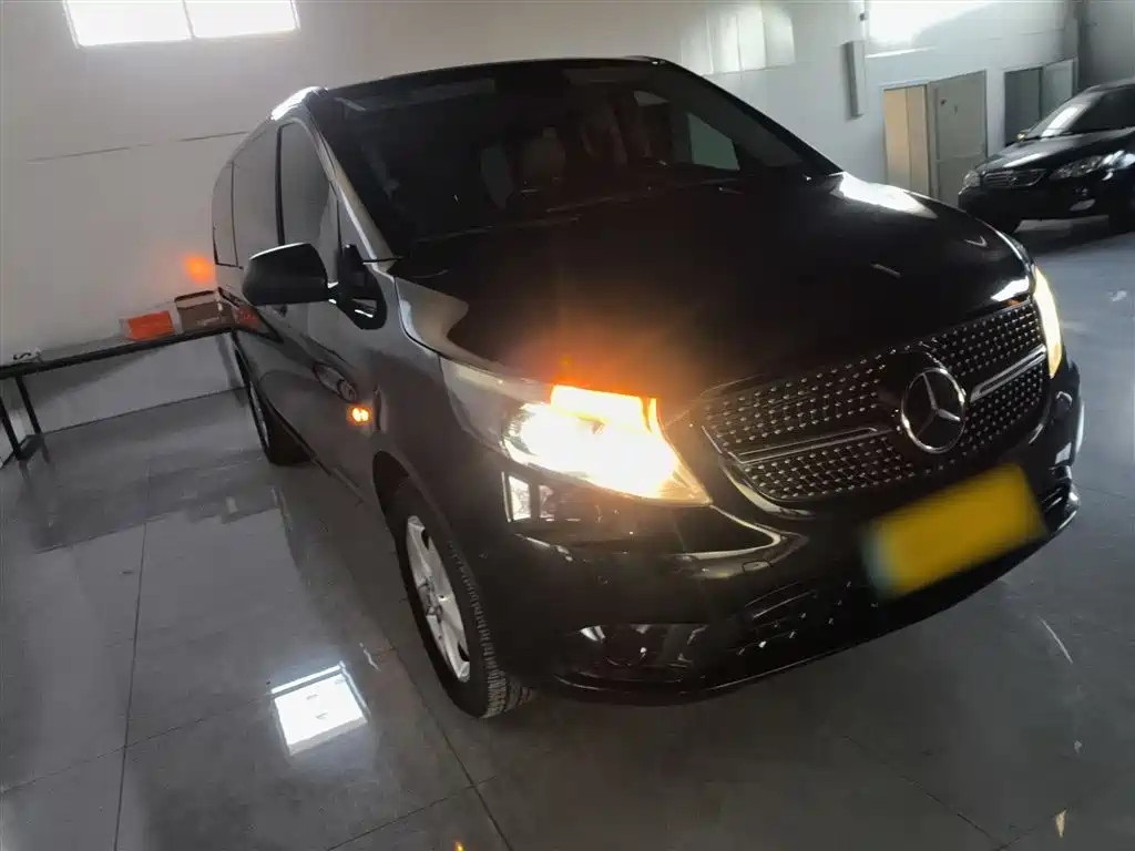 Mercedes-Benz Vito 2018 — фото 22