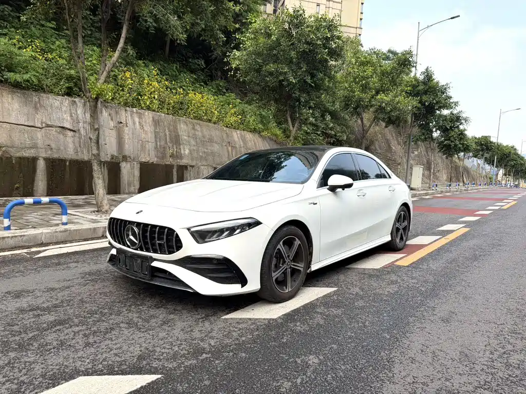 Mercedes-Benz A-Class 2023 — фото 1