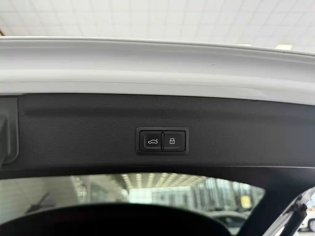 Audi Q3 2023 — фото 17