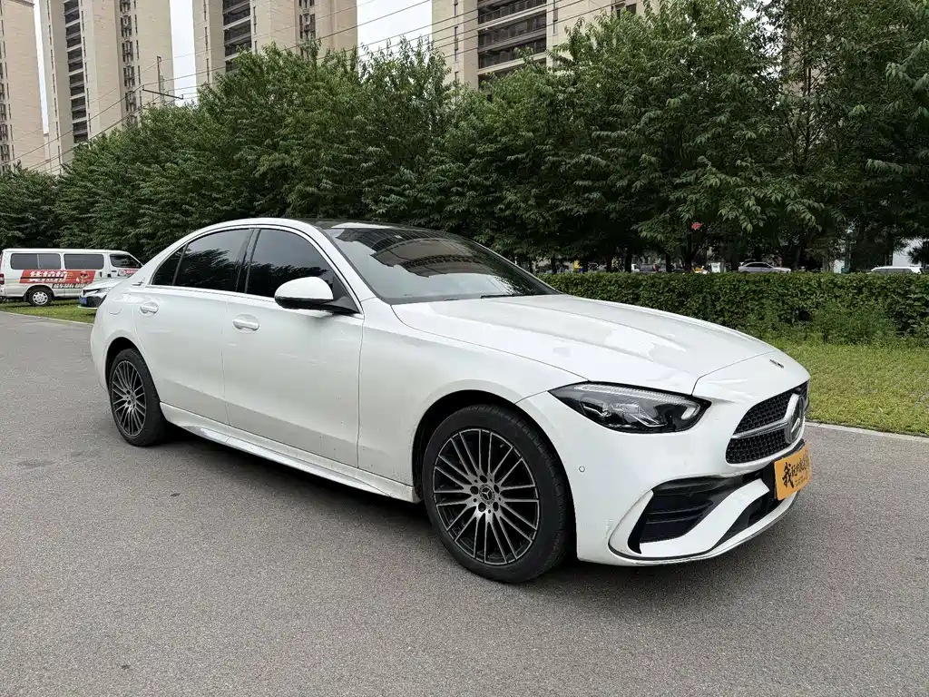 Mercedes-Benz C-Class 2023