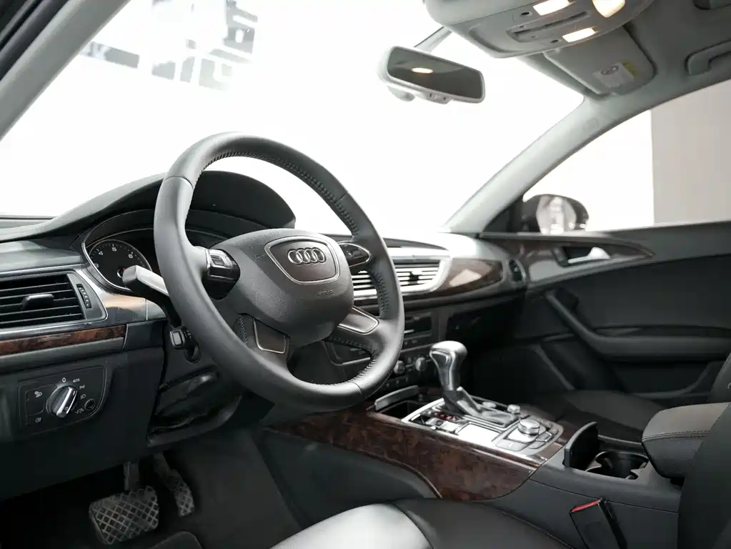 Audi A6L 2014 — фото 11