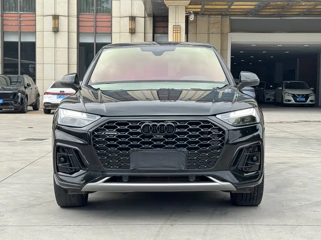 Audi Q5L Sportback 2022 — фото 2