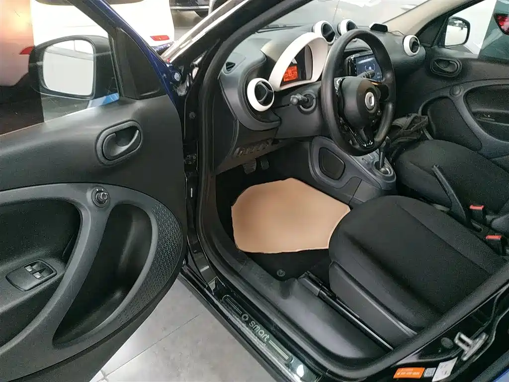 smart Forfour 2018 — фото 12