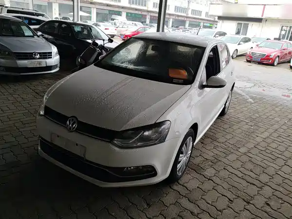 Volkswagen Polo 2016