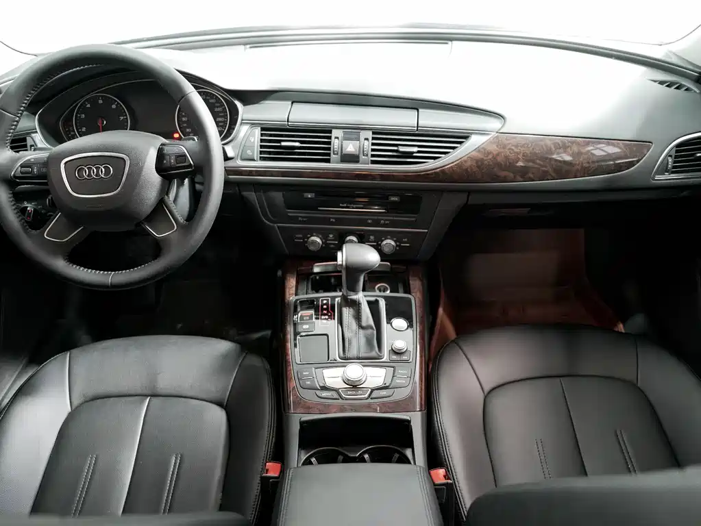 Audi A6L 2014 — фото 4