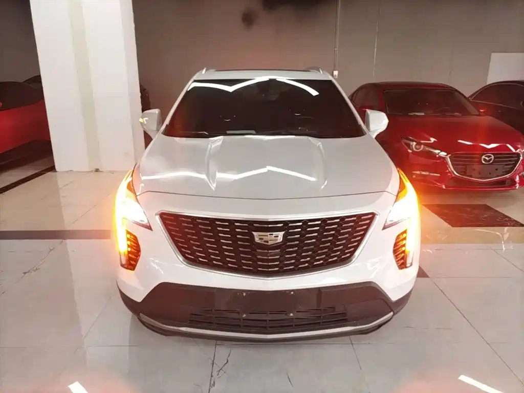 Cadillac XT4 2020 — фото 3