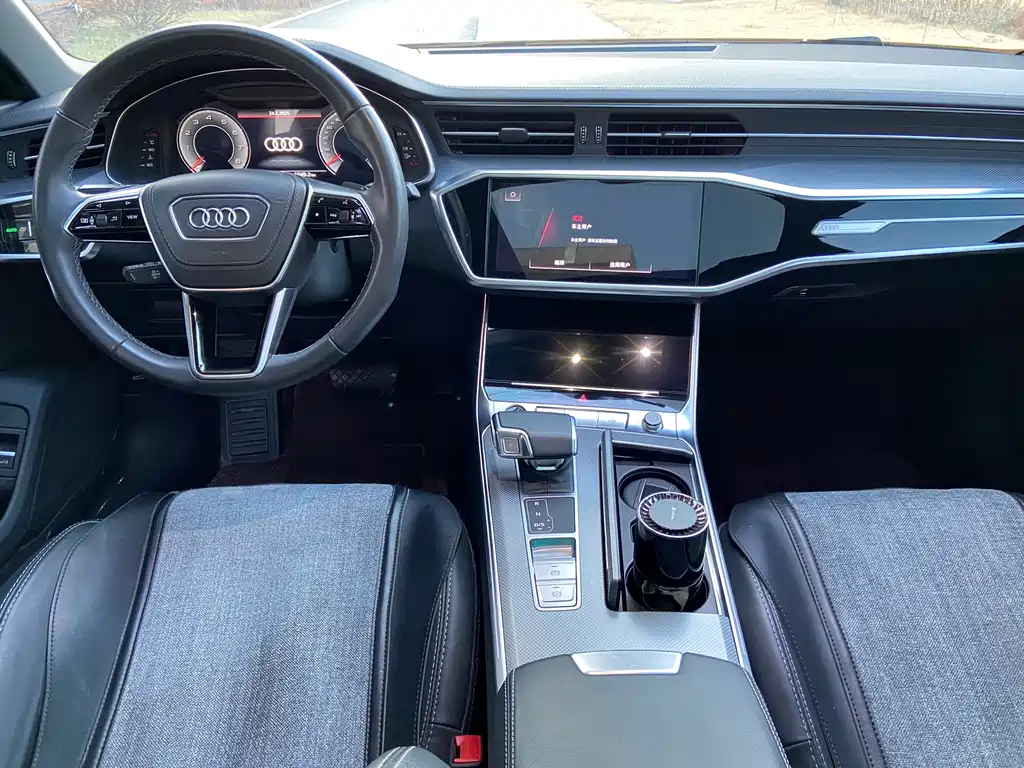Audi A6L 2023 — фото 10