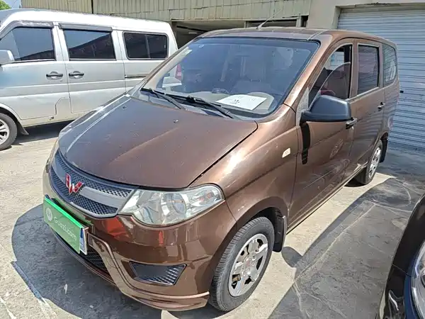 Wuling Hongguang 2018
