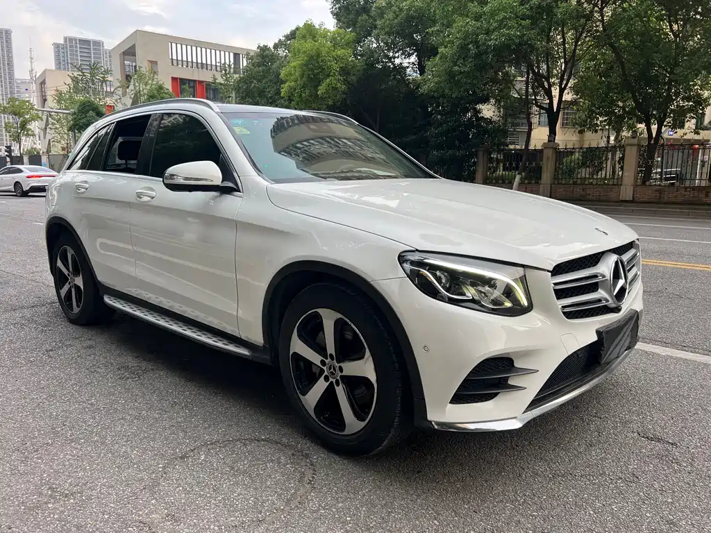 Mercedes-Benz GLC 2018 — фото 15