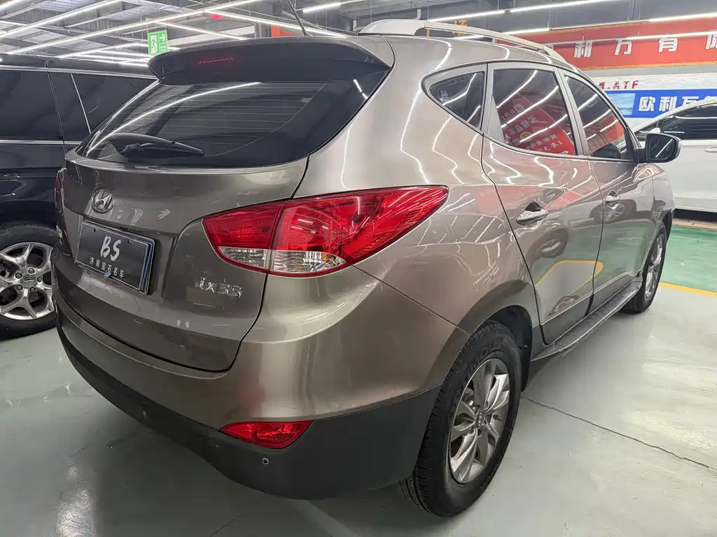 Hyundai ix35 2016 — фото 10