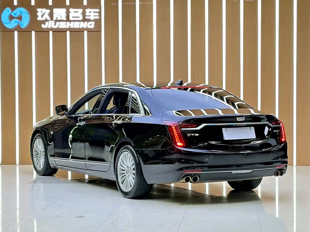 Cadillac CT6 2022 — фото 19