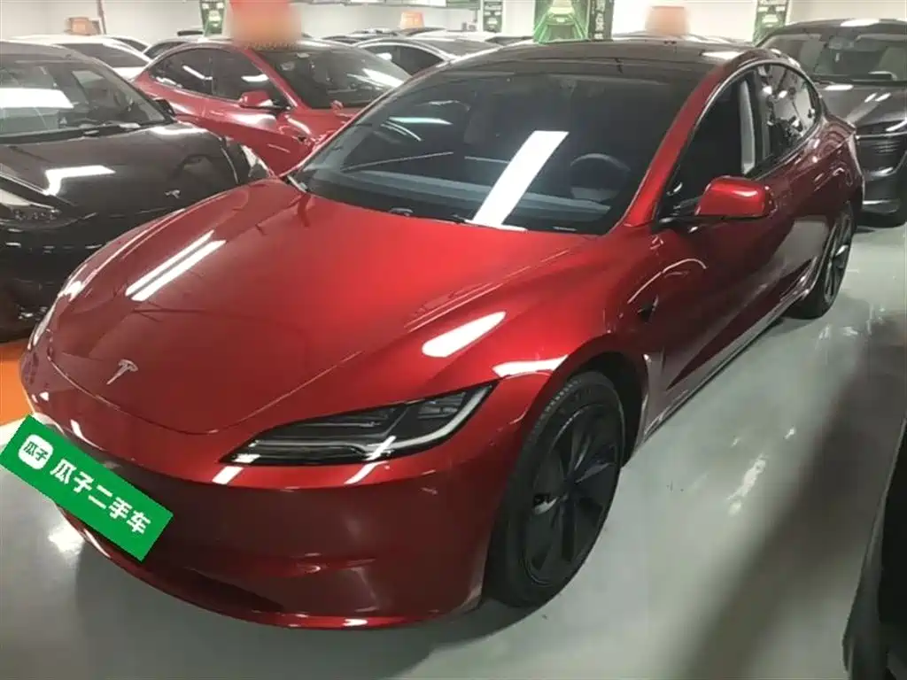 Tesla Model 3 2025 — фото 2