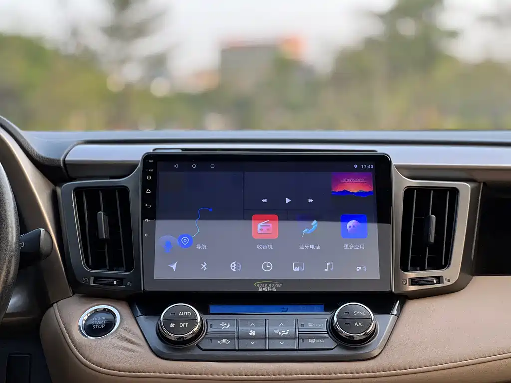 Toyota RAV4 2013 — фото 27