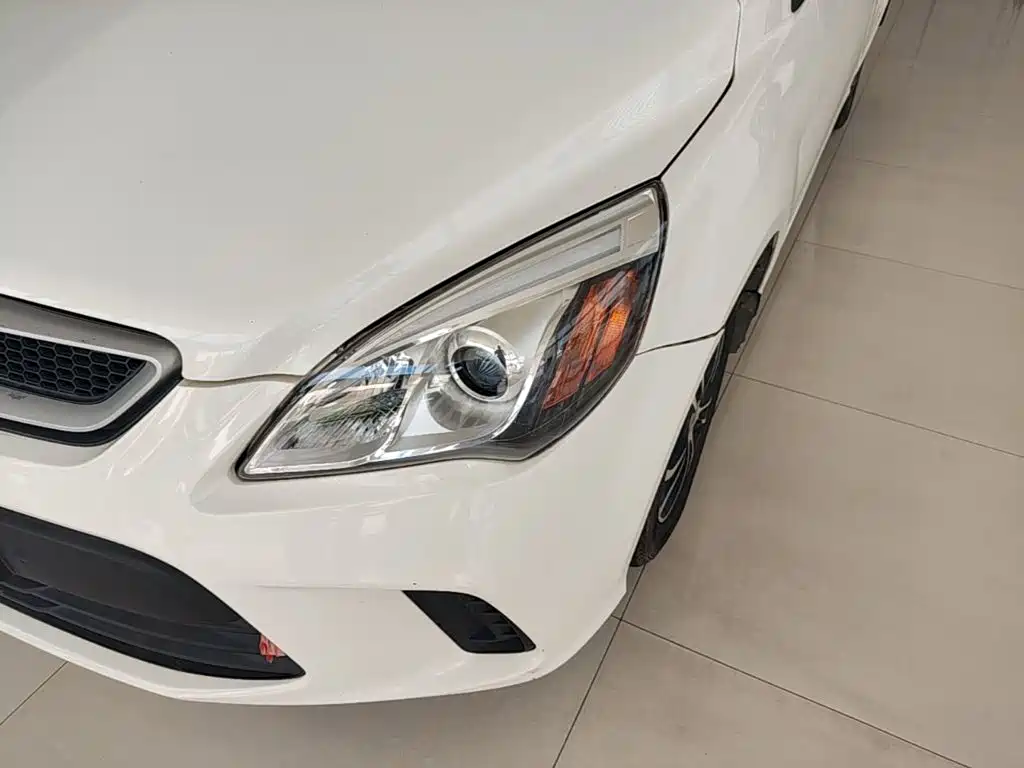 BAIC Senova D20 2015 — фото 24