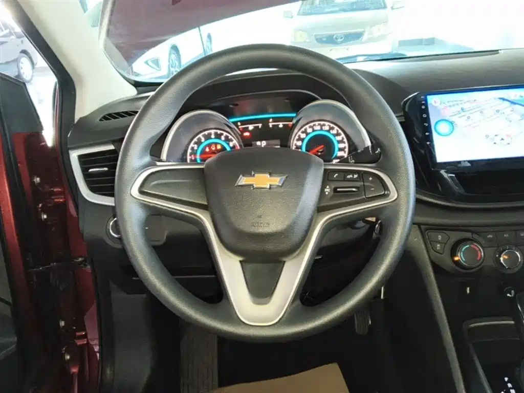 Chevrolet Cavalier 2018 — фото 11