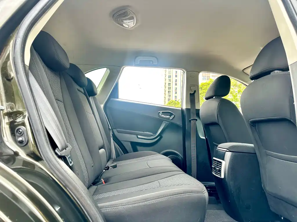 GAC Motor Trumpchi GS5 2014 — фото 25
