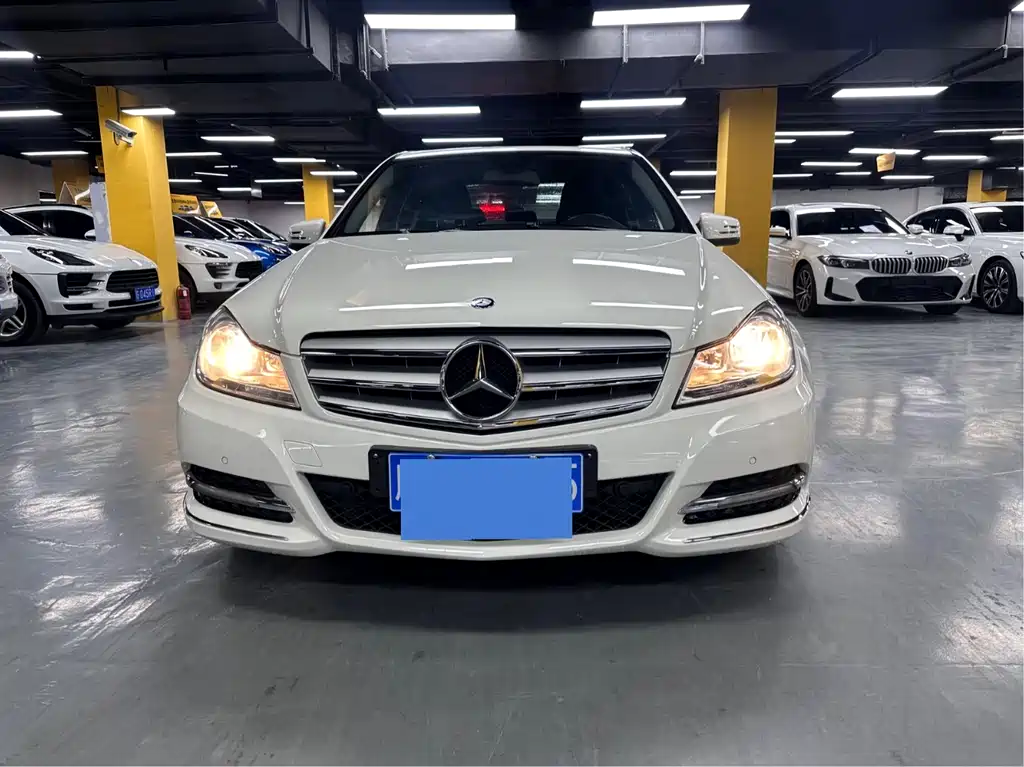 Mercedes-Benz C-Class 2012