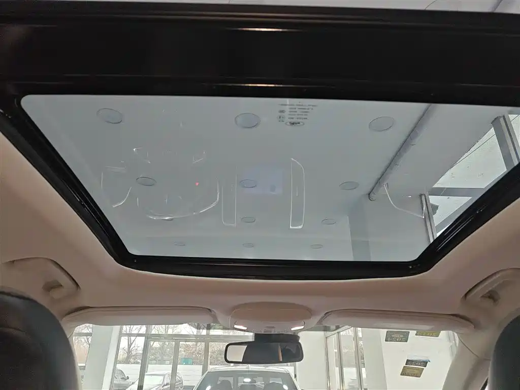 Ford Edge 2016 — фото 14