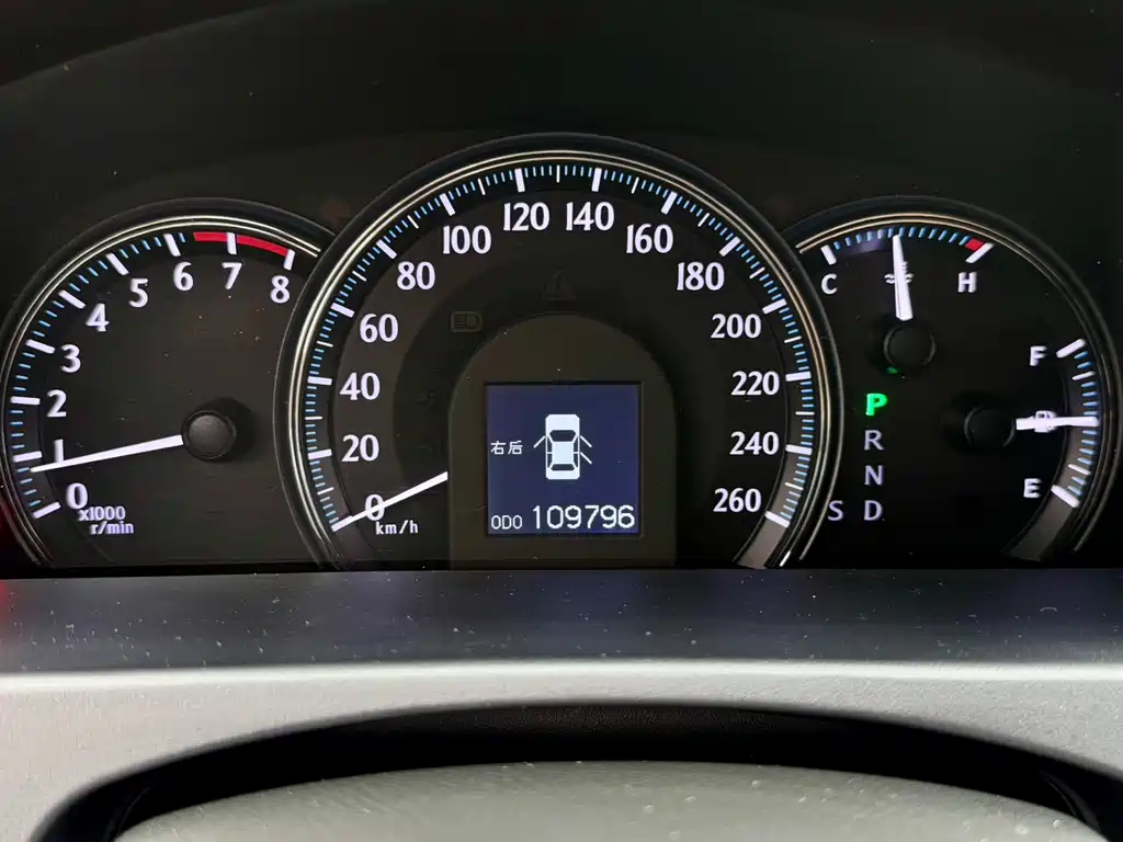Toyota Crown 2015 — фото 8
