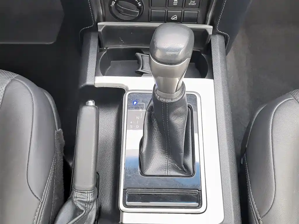 Toyota Prado 2018 — фото 13
