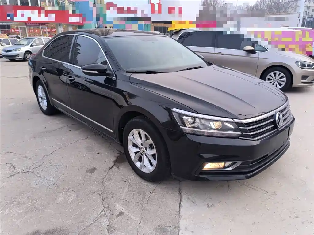 Volkswagen Passat 2017 — фото 4