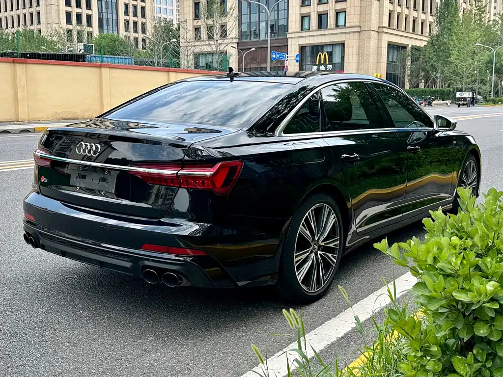 Audi A6L 2020 — фото 15