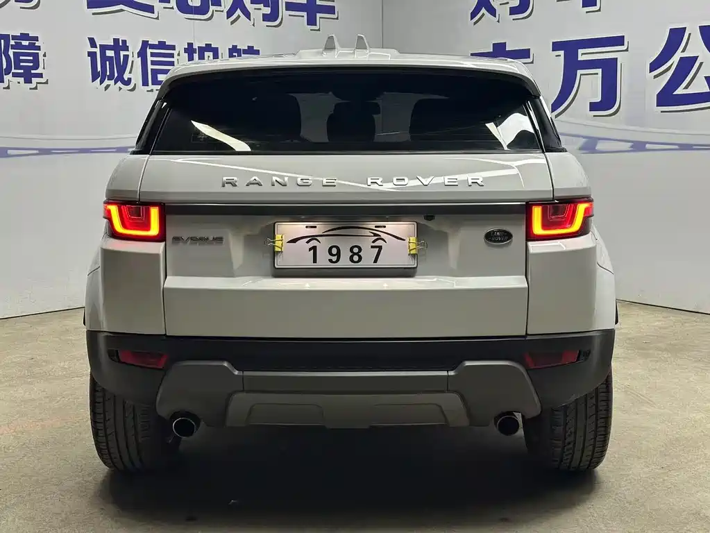 Land Rover Evoque 2018 — фото 21
