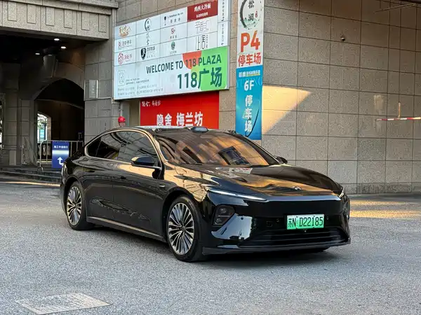 NIO ET7 2022