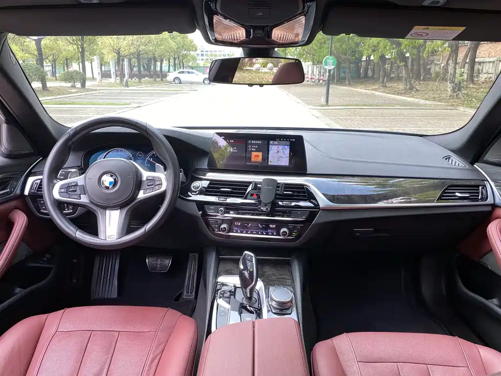 BMW 5 Series 2018 — фото 4