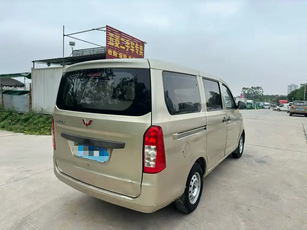 Wuling Rongguang V 2015 — фото 9