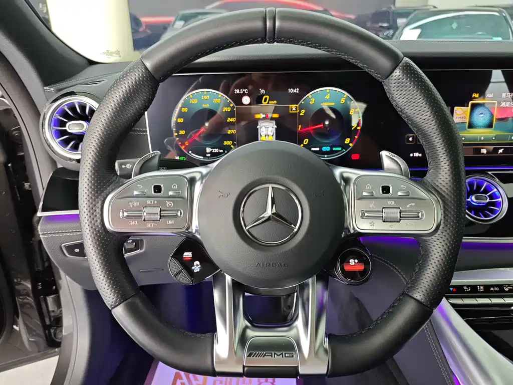 Mercedes-Benz AMG GT 2021 — фото 10