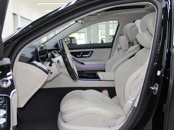 Mercedes-Benz Maybach S-Class 2025