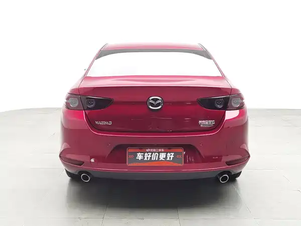 Mazda 3 Axela 2022