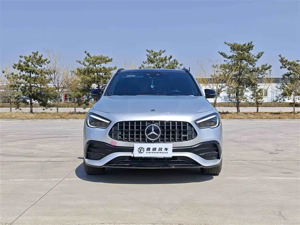Mercedes-Benz GLA AMG 2022 — фото 2