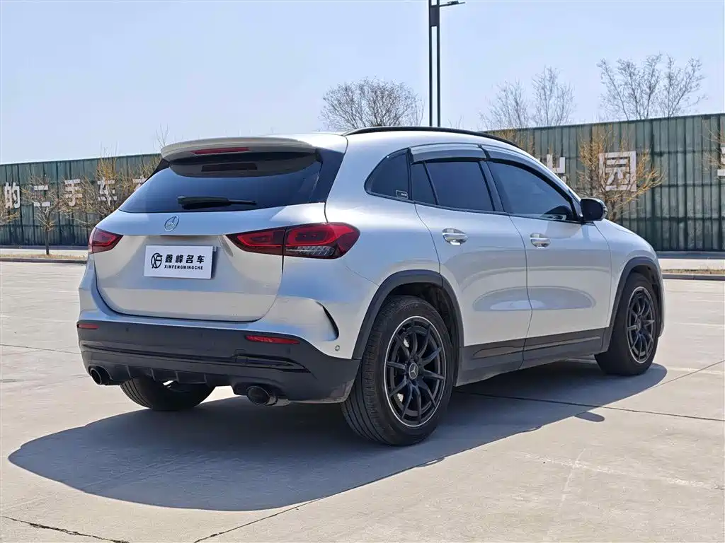 Mercedes-Benz GLA AMG 2022 — фото 18
