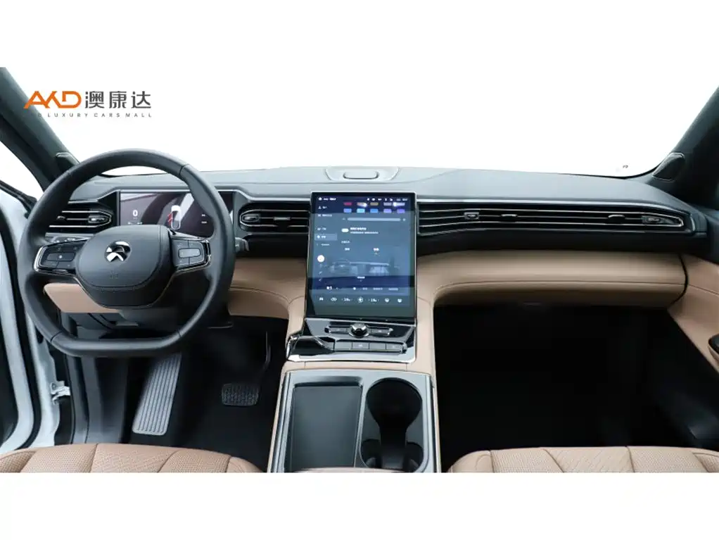 NIO ES8 2021