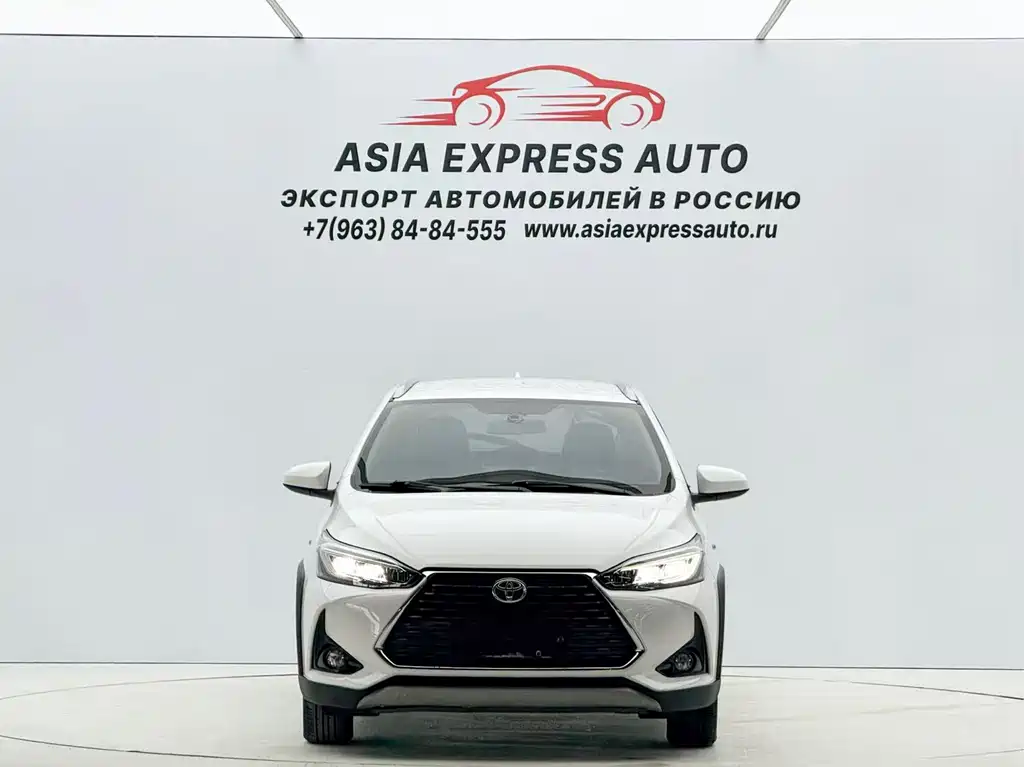 Toyota Yaris L 2023 — фото 2