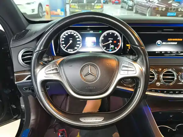 Mercedes-Benz S-Class 2015