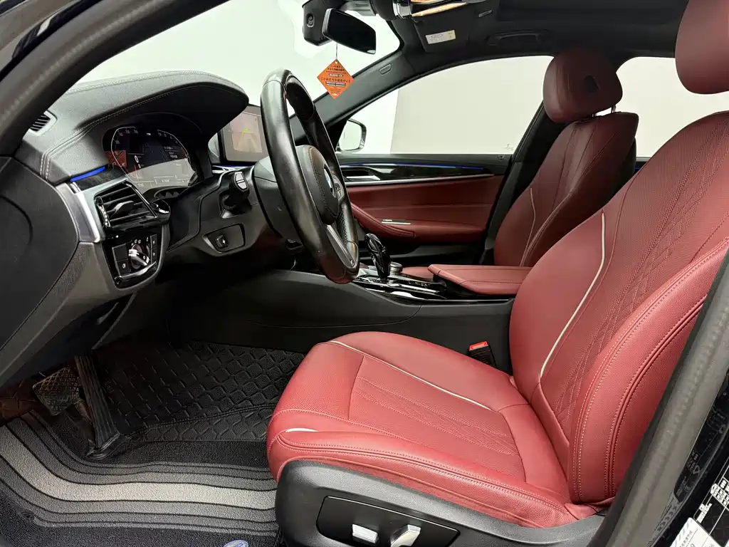 BMW 5 Series 2023 — фото 15